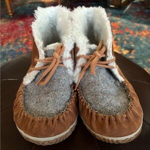 Sorel moccasin size 10 brown